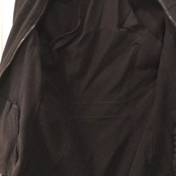 Lululemon Define Jacket - Picture 6 of 6
